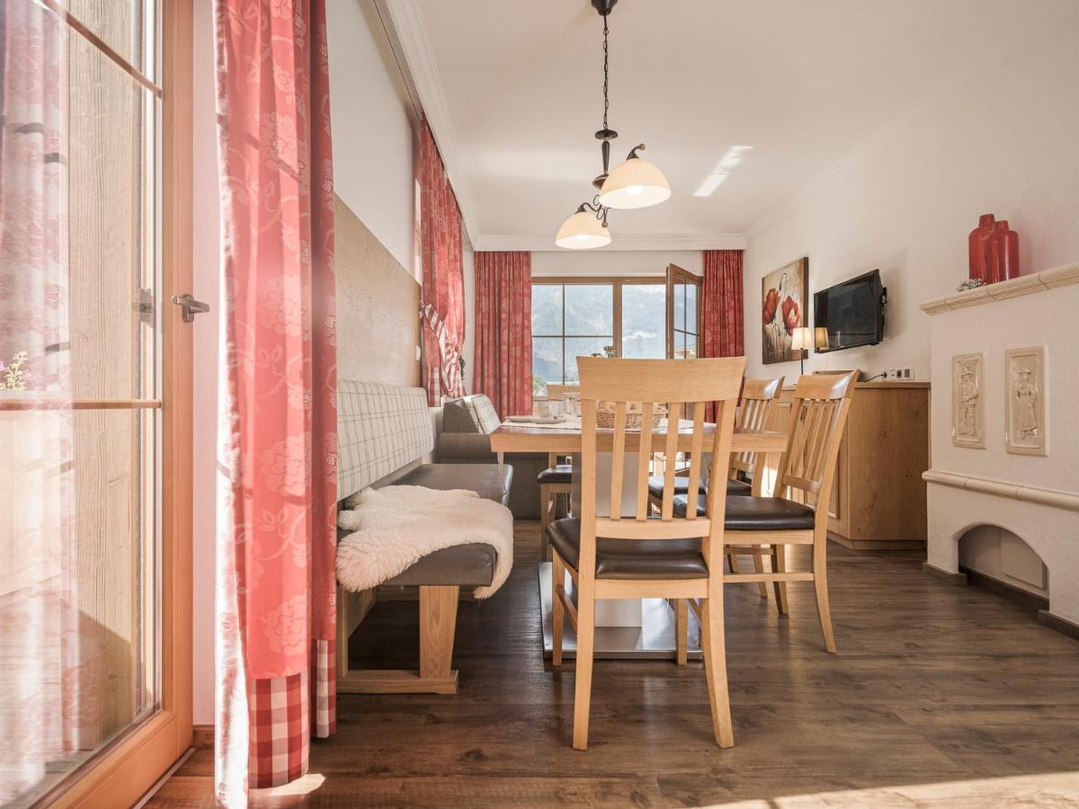 Hotel Garni Larcherhof Mayrhofen Buitenkant foto